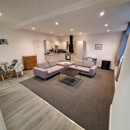 Apartamento Centre Of The Town Whitchurch  Exterior foto