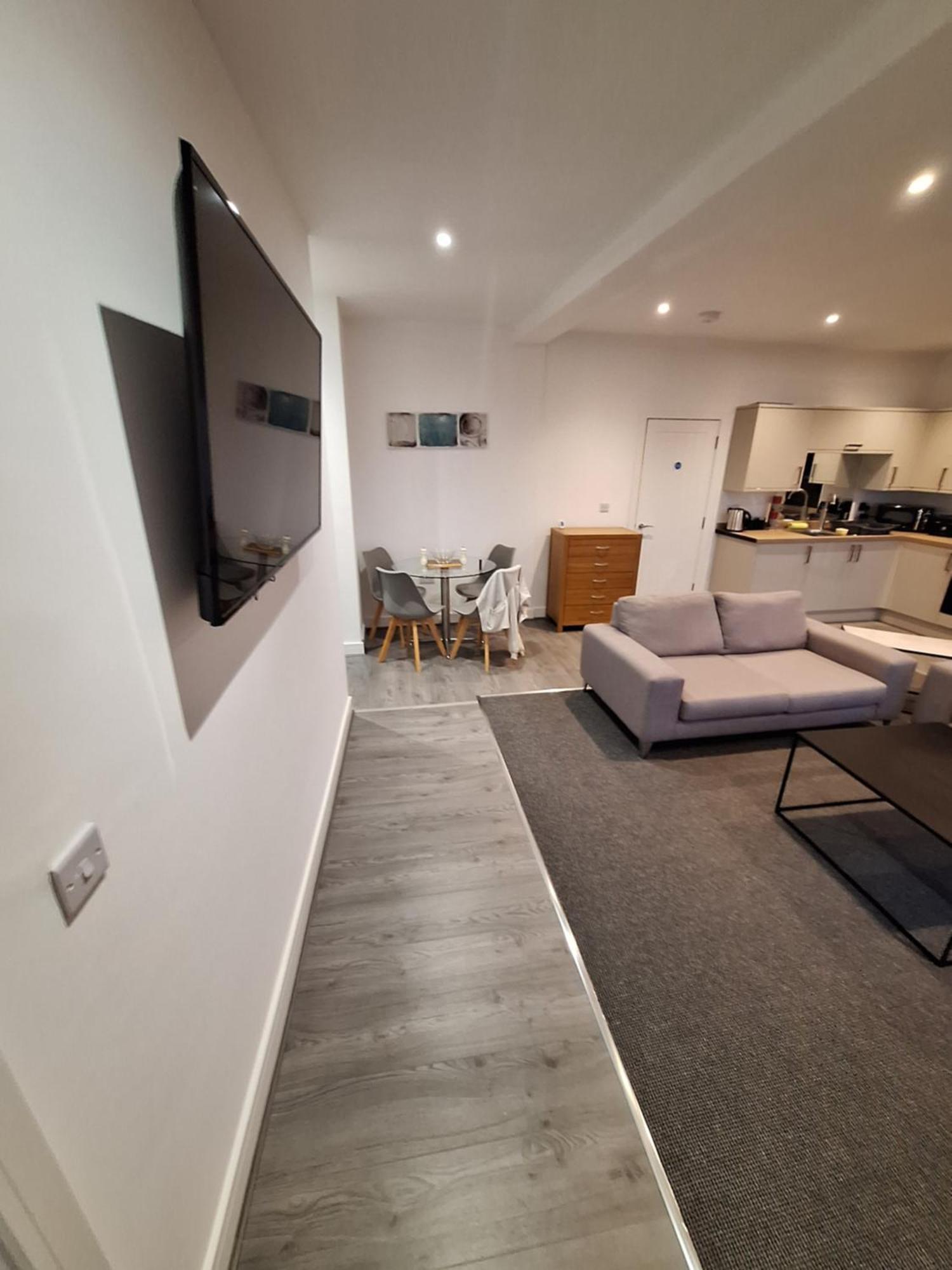 Apartamento Centre Of The Town Whitchurch  Exterior foto